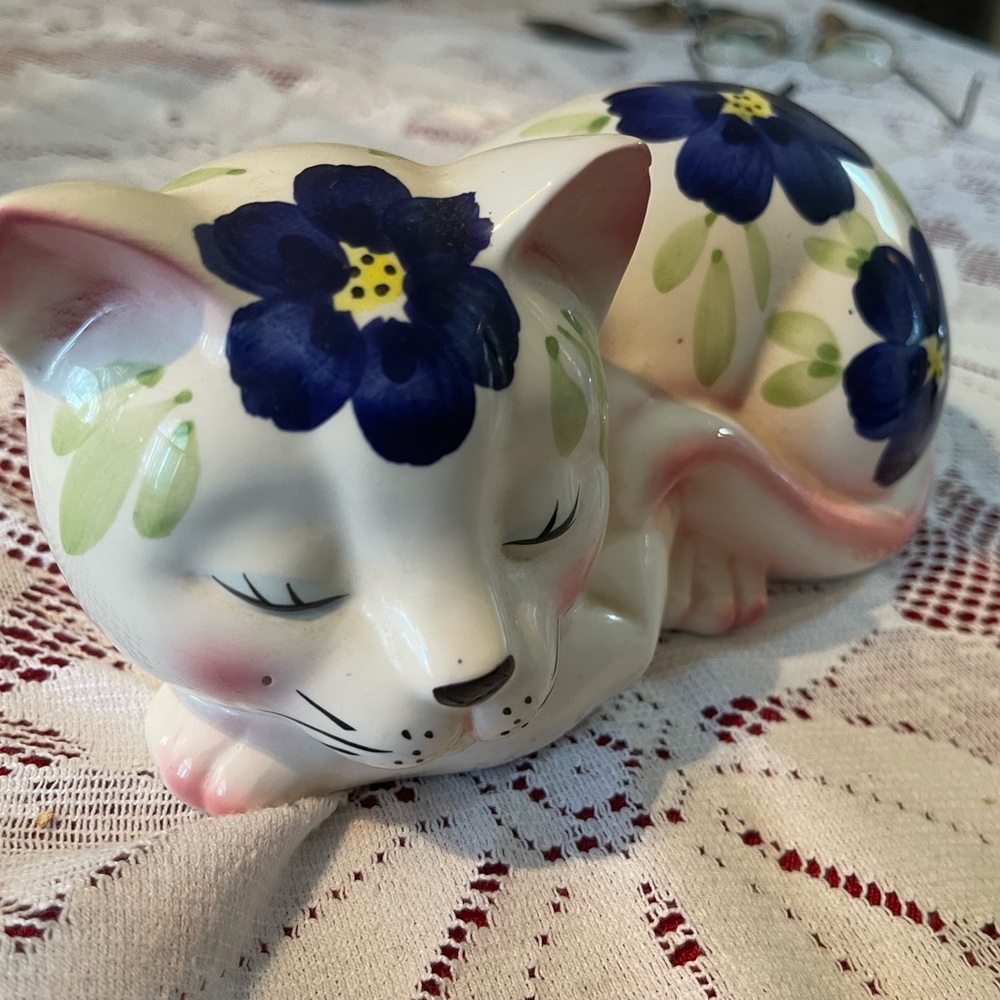 Cat money bank